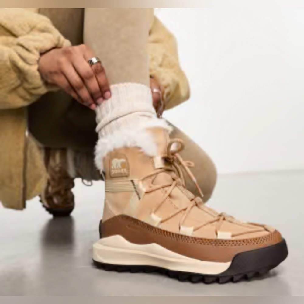 Sorel Women's Tan Winter Boots